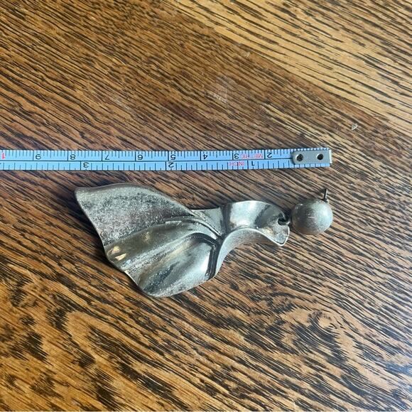 Vintage 80s HUGE XL Gold Tone Maximalist Runway Fan Shaped Stage Earrings C3 - Picture 7 of 7